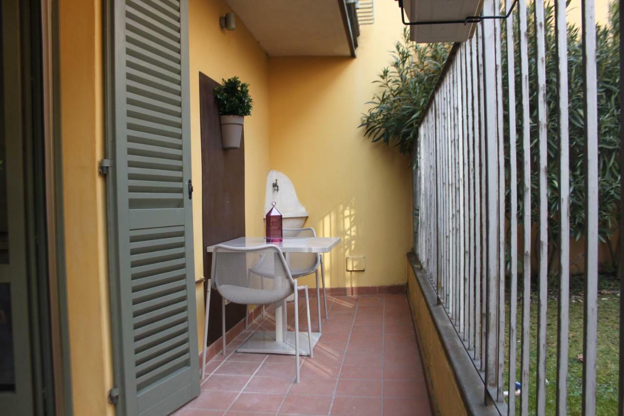 Goccia Di Lago Desenzano del Garda Kültér fotó