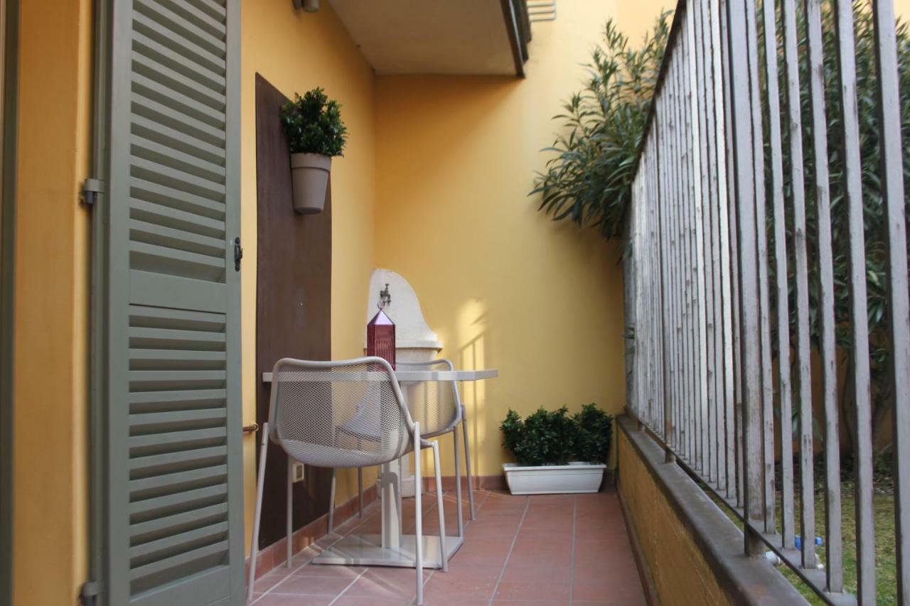 Goccia Di Lago Desenzano del Garda Kültér fotó